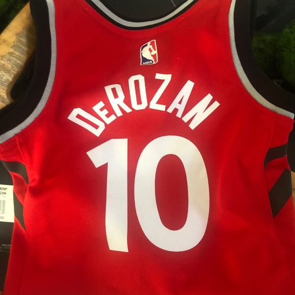 DeROZAN 12 month Jersey - Picture 3 of 3